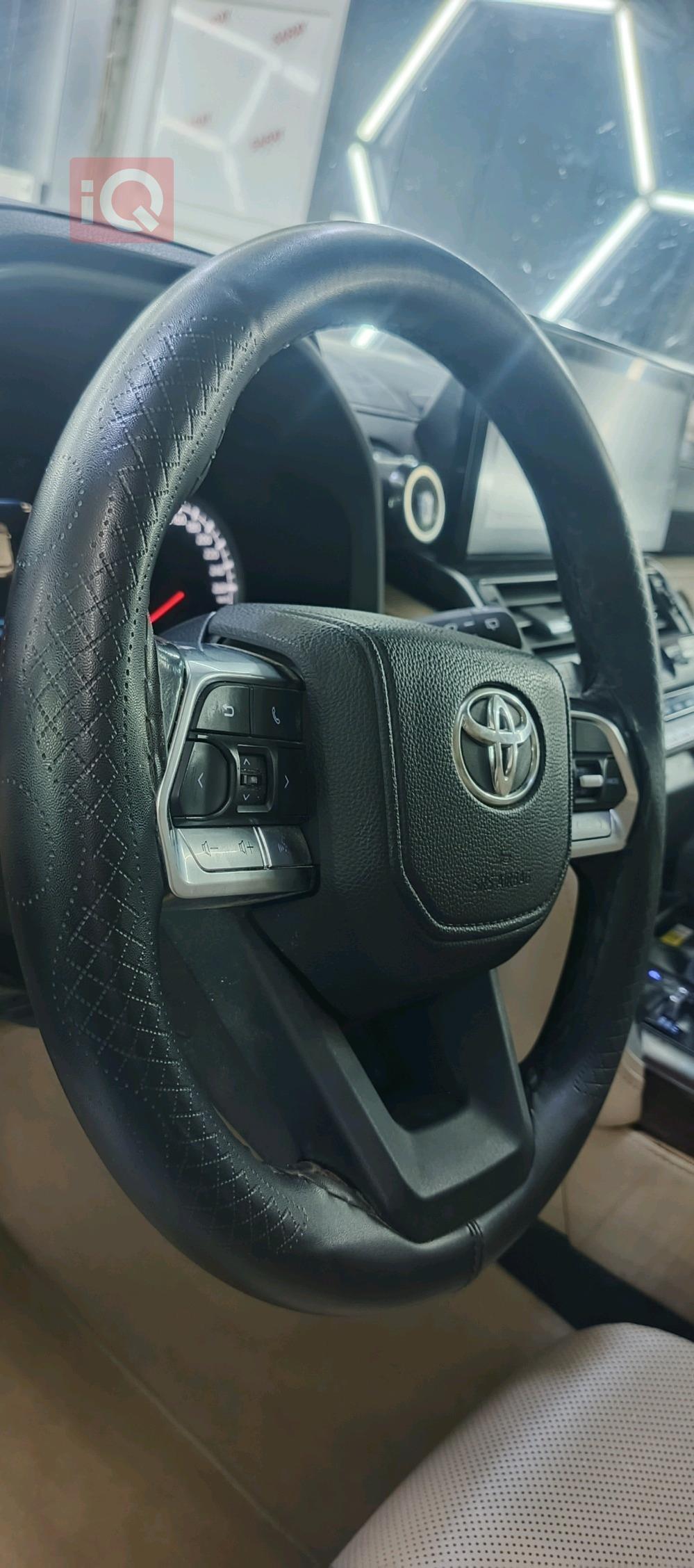 تويوتا لاندكروزر